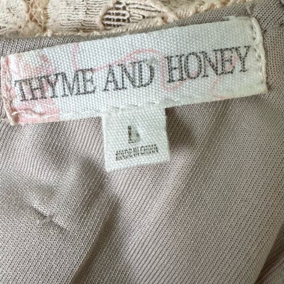 Thyme and Honey Blush Elegant Lace Sleeveless Womans Large Top - Picture 6 of 7